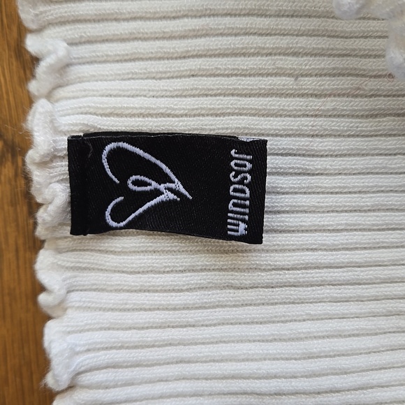 Windsor white ruffled ribbed crop top with tie, size small - Picture 4 of 7